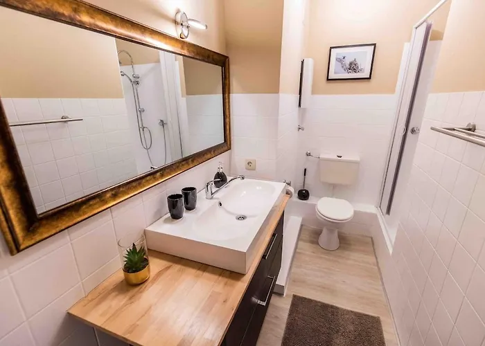 Moderne Erlebnisberg 2 Bis 4 Personen Direkt Am Skilift Und Bikepark *